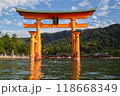 広島県宮島の厳島神社大鳥居 118668349