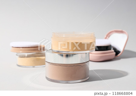 Face powder, light shade on a light background. 118668804