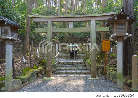 磐座神社（奈良県桜井市三輪） 118669854