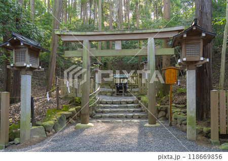 磐座神社（奈良県桜井市三輪） 118669856