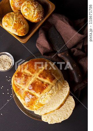 fresh bread on black table 118671786