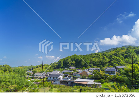 山の辺の道から見た街並み 118672050