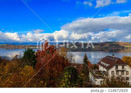 View of the Lake Murten at autumn from Murten city, Switzerland View of the Lake Murten at autumn from Murten city, Switzerland 118672920