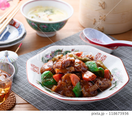 酢豚  ( すぶた ) 中華料理 118673936