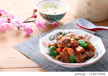 酢豚  ( すぶた ) 中華料理 118673948