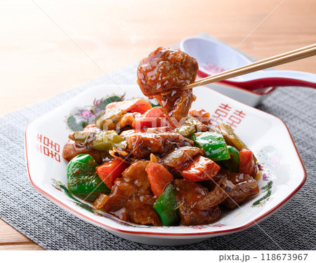 酢豚  ( すぶた ) 中華料理 118673967