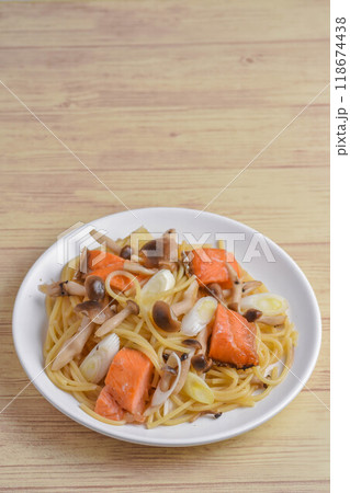 サーモンスパゲッティー サーモンスパゲッティー 118674438