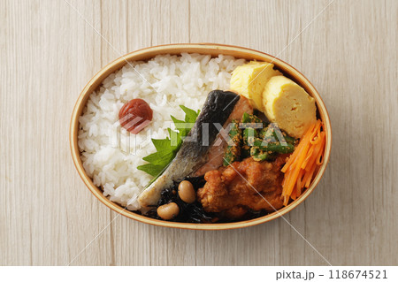 曲げわっぱのお弁当 曲げわっぱのお弁当 118674521