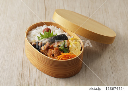 曲げわっぱのお弁当 曲げわっぱのお弁当 118674524