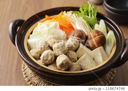 鶏肉のつみれ鍋 鶏肉のつみれ鍋 118674746