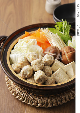 鶏肉のつみれ鍋 鶏肉のつみれ鍋 118674749