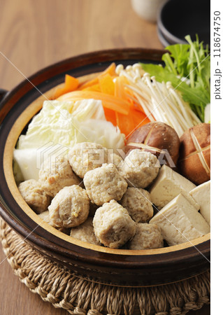 鶏肉のつみれ鍋 鶏肉のつみれ鍋 118674750