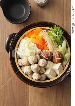 鶏肉のつみれ鍋 118674759