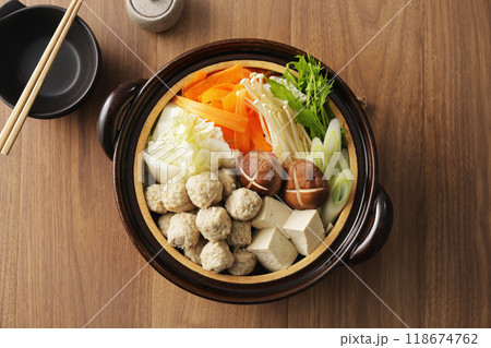 鶏肉のつみれ鍋 鶏肉のつみれ鍋 118674762