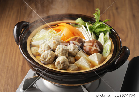 鶏肉のつみれ鍋 鶏肉のつみれ鍋 118674774