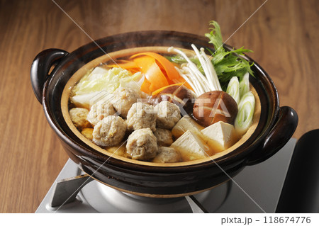 鶏肉のつみれ鍋 118674776