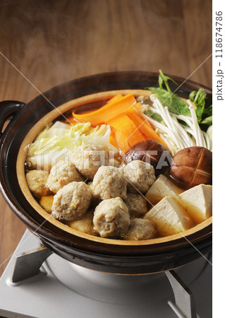 鶏肉のつみれ鍋 鶏肉のつみれ鍋 118674786