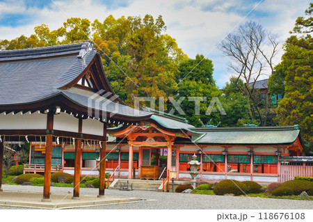 西院春日神社（京都府京都市右京区） 118676108