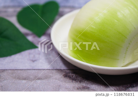生命力あふれる玉ねぎ（onion） 118676831