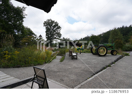 山梨県北杜市清里の複合観光エリア　萌木の村 118676953