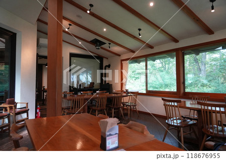 山梨県北杜市清里の複合観光エリア　萌木の村 118676955