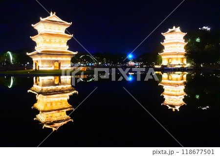 ベトナム・ニンビン、キーラン山・麒麟寺のライトアップ 118677501