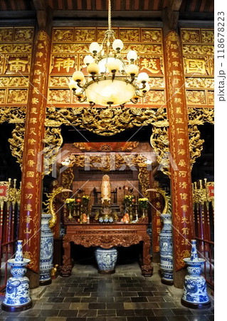 ベトナム、チャンアン・トランアンの堂内 ベトナム、チャンアン・トランアンの堂内 118678223