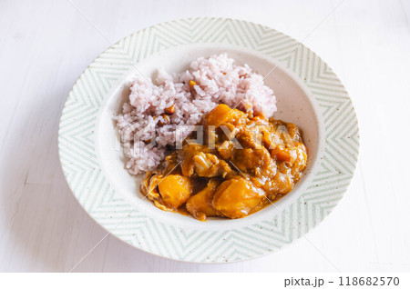 雑穀ポークカレー 雑穀ポークカレー 118682570