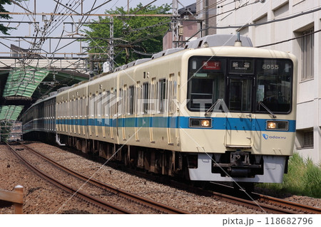 小田急小田原線を走行する8000形電車(3000形電車)_2010/5/17撮影 小田急小田原線を走行する8000形電車(3000形電車)_2010/5/17撮影 118682796