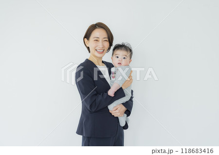 ワーキングマザー 118683416