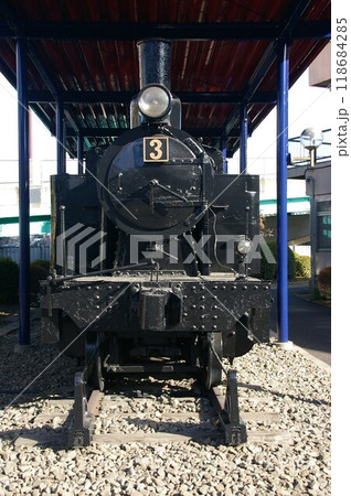 神奈中鉄道3型蒸気機関車とニ軸木造客車ハ24 縦撮影 神奈中鉄道3型蒸気機関車とニ軸木造客車ハ24 縦撮影 118684285