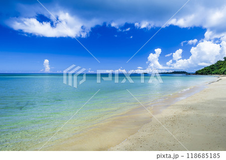 沖縄 海岸 空 沖縄 海岸 空 118685185