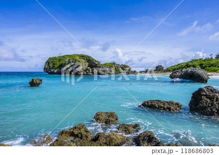 沖縄　海岸　空 118686803
