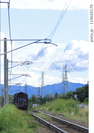 風光明媚なJR大糸線を走行する旧型客車_2024/9/22撮影 風光明媚なJR大糸線を走行する旧型客車_2024/9/22撮影 118688170