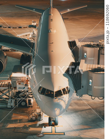 伊丹空港 大阪国際空港 ラ・ソーラ 展望デッキ 夜景 伊丹空港 大阪国際空港 ラ・ソーラ 展望デッキ 夜景 118692060