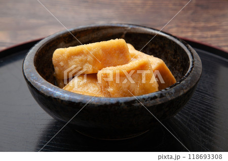 しみ豆腐の揚げ煮 しみ豆腐の揚げ煮 118693308