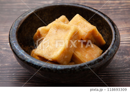 しみ豆腐の揚げ煮 しみ豆腐の揚げ煮 118693309