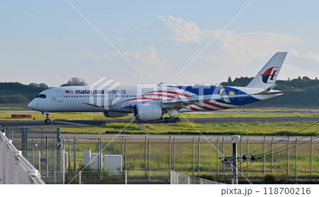 マレーシア航空A350-900十余三タキシング マレーシア航空A350-900十余三タキシング 118700216