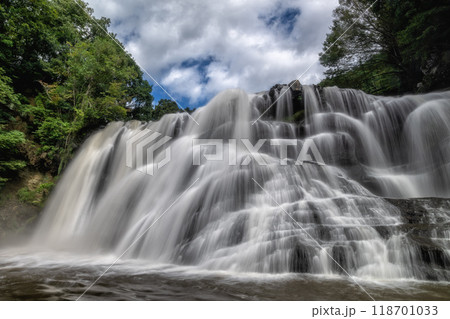 台風一過の水量が増した栃木のナイアガラ 台風一過の水量が増した栃木のナイアガラ 118701033