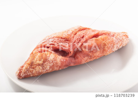 芋クリーム餡　クロワッサン 118703239