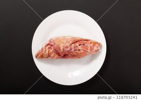 芋クリーム餡　クロワッサン 118703241