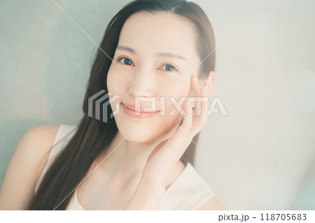 30代女性のスキンケア 118705683