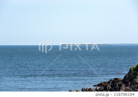 納沙布岬より望む　北方領土　貝殻島 118706104