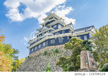 岡山県岡山市 日本100名城 令和の大改修を終えた快晴の岡山城天守 岡山県岡山市 日本100名城 令和の大改修を終えた快晴の岡山城天守 118706129