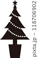 シンプルなクリスマスツリーのイラスト 118706902