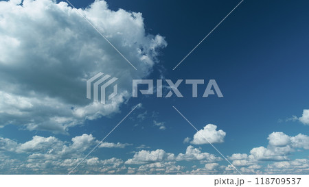 Motions Clouds Puffy Fluffy White Clouds Sky. Potential For Natural Or Climate Projects. 118709537