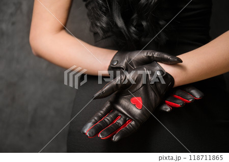 Black gloves with a red heart and inserts on the fingers 118711865