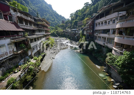 台湾・烏來溫泉街(台湾・新北市烏來區) 台湾・烏來溫泉街(台湾・新北市烏來區) 118714763