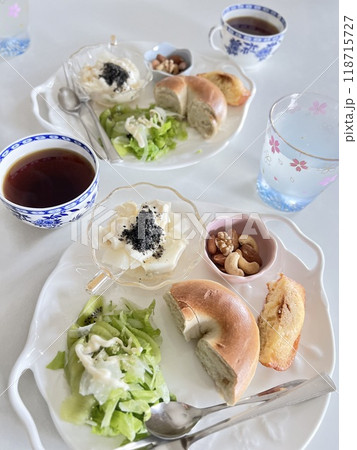健康 ワンプレ-ト朝食 パン 健康 ワンプレ-ト朝食 パン 118715727