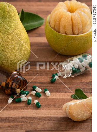 ユズ 柚 文旦 118717549